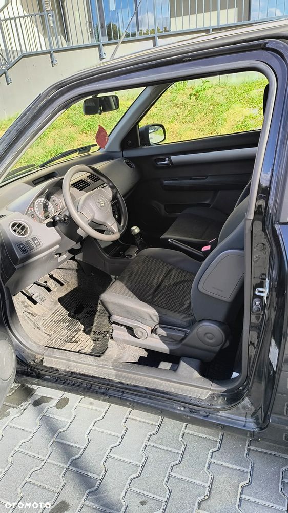 Suzuki Swift 1.3 GLX / Comfort - 6