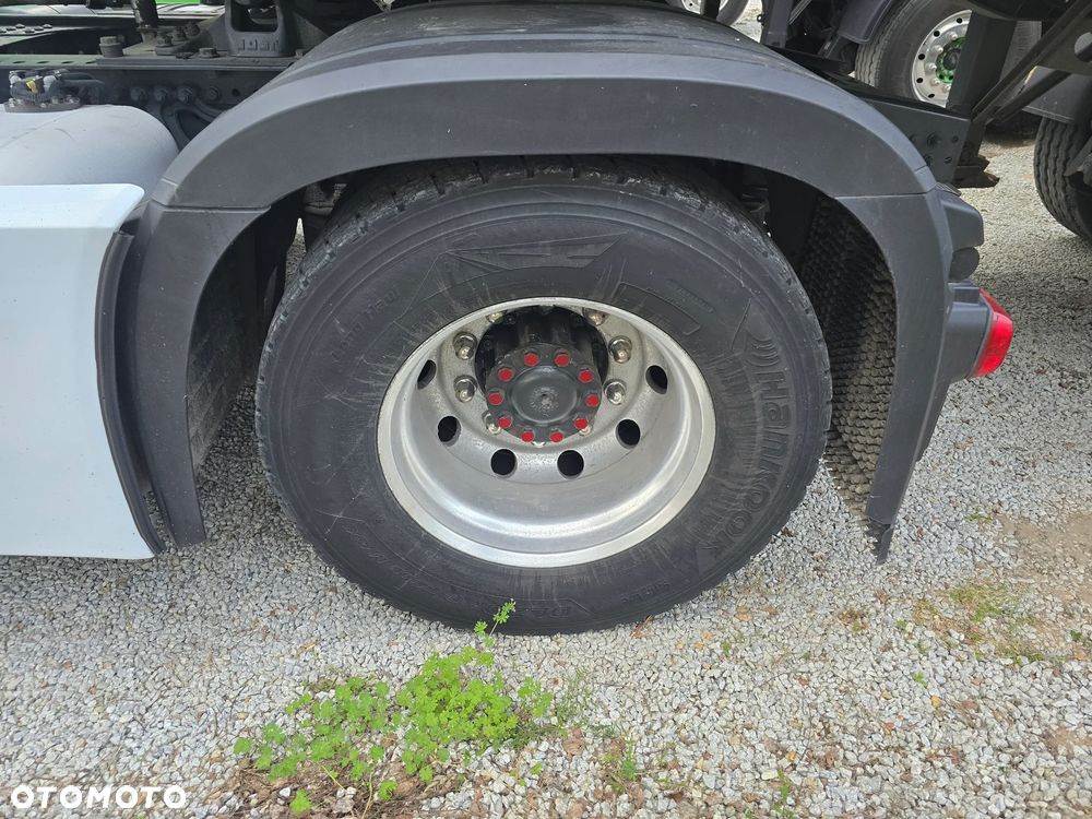 Mercedes-Benz ACTROS - 17