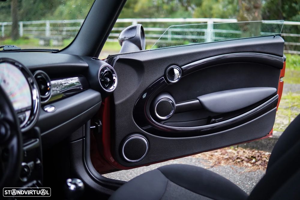 MINI 3 Portas Cooper D - 51