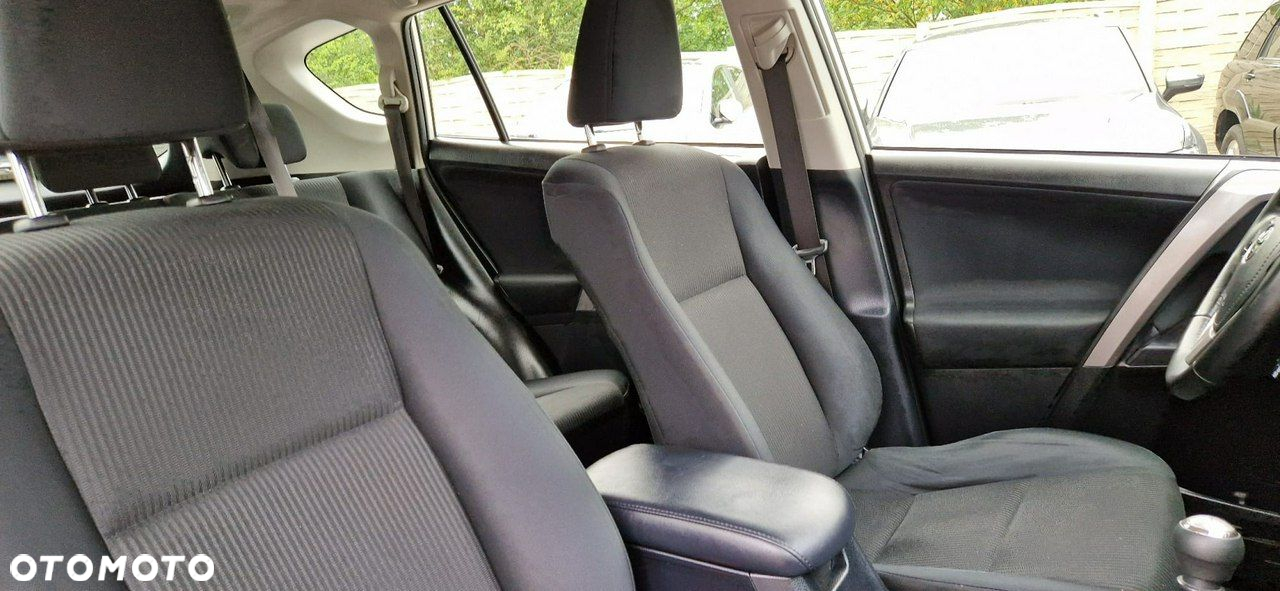 Toyota RAV4 - 21