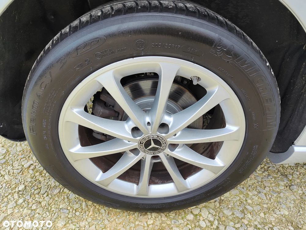 Mercedes-Benz Klasa A 220 7G-DCT Style - 27