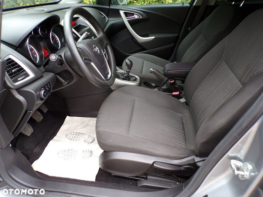 Opel Astra - 18