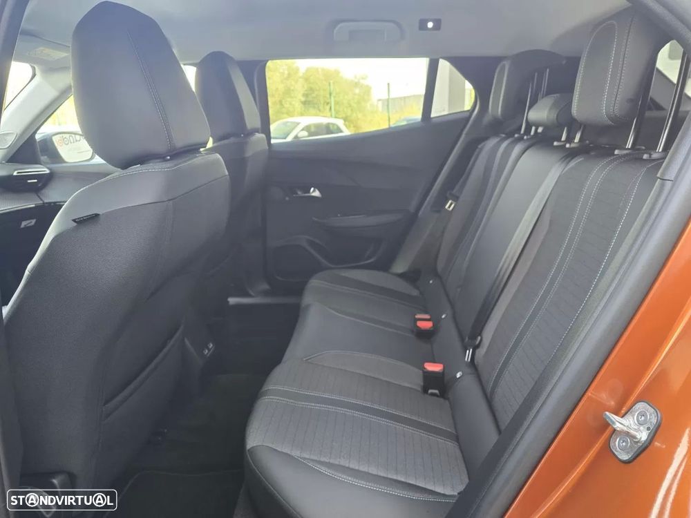 Peugeot e-2008 50 kWh Allure Pack - 9