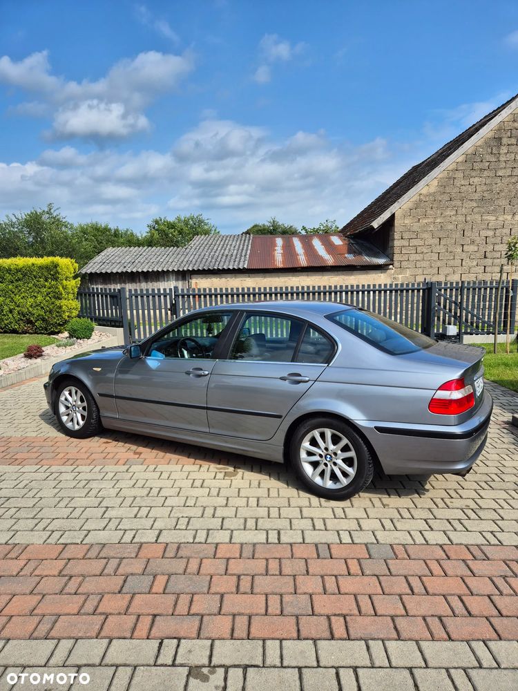 BMW Seria 3 320i Edition Sport - 2