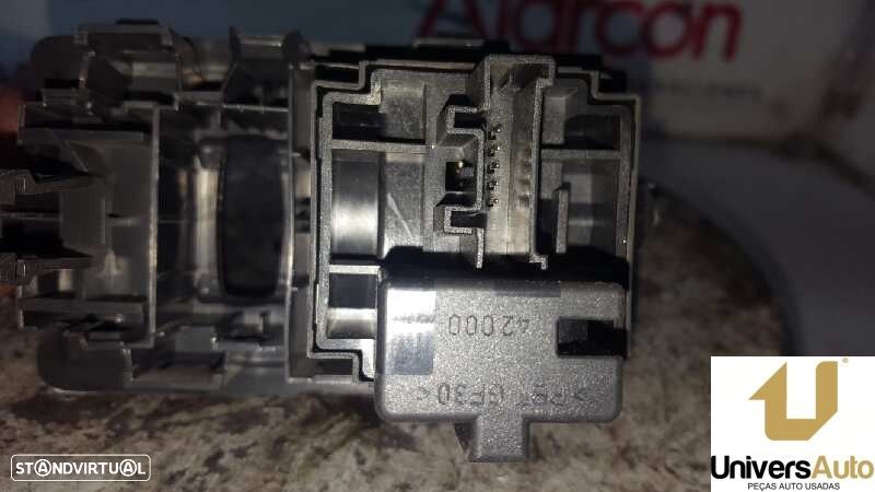 CONTROLE DE AJUSTE DE LUZES RENAULT CLIO III CONFORT DYNAMIQUE - 4