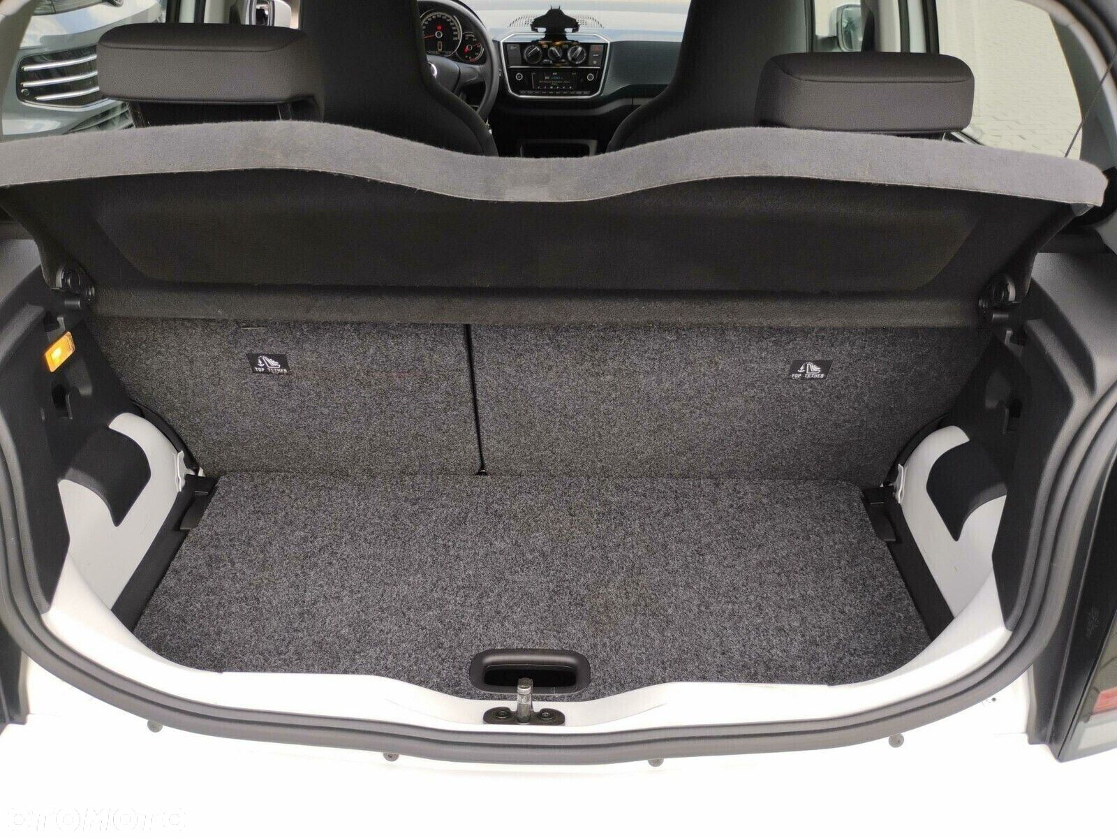 Volkswagen up! 1.0 move - 21