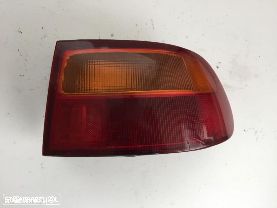 farolim tras direito honda civic 3p - 1