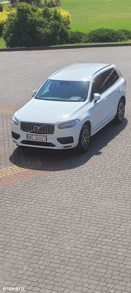 Volvo XC 90 B5 D AWD Momentum - 2
