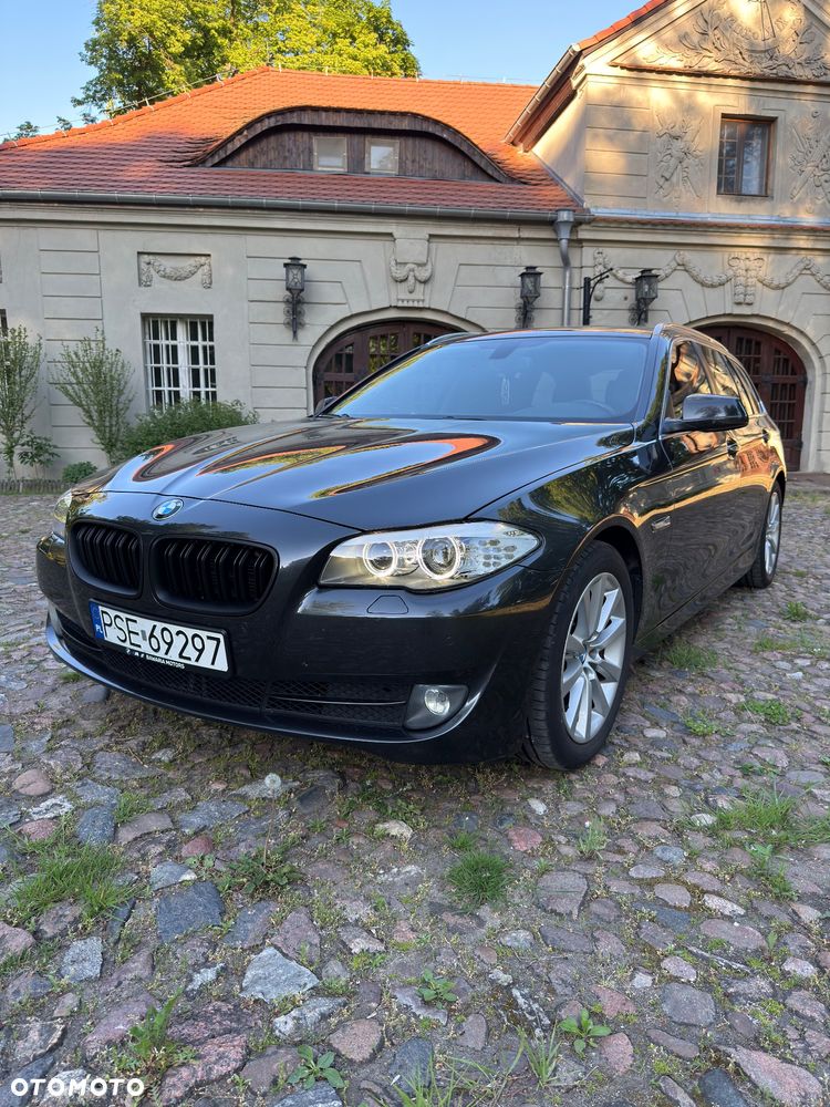 BMW Seria 5 520d Luxury Line - 4