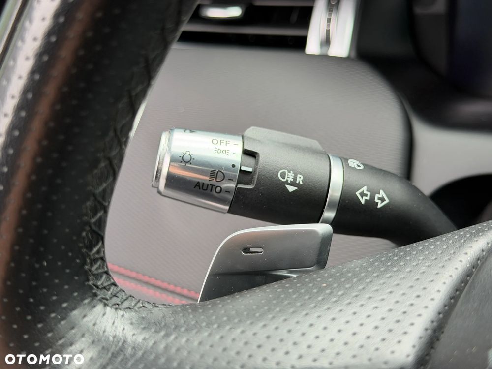 Land Rover Discovery Sport 2.0 P200 mHEV R-Dynamic S - 19