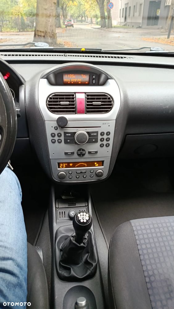 Opel Corsa - 10