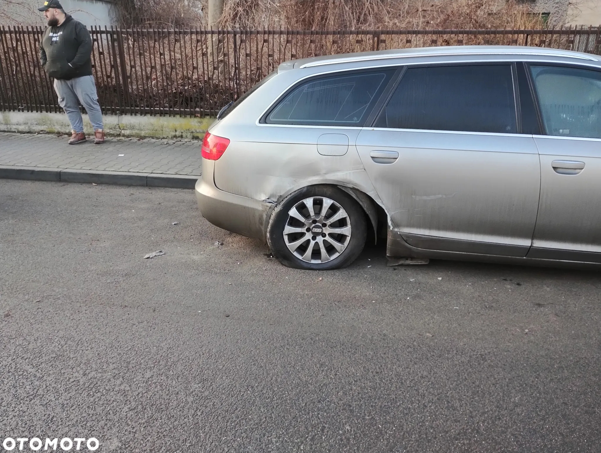 Audi A6 2.4 - 3