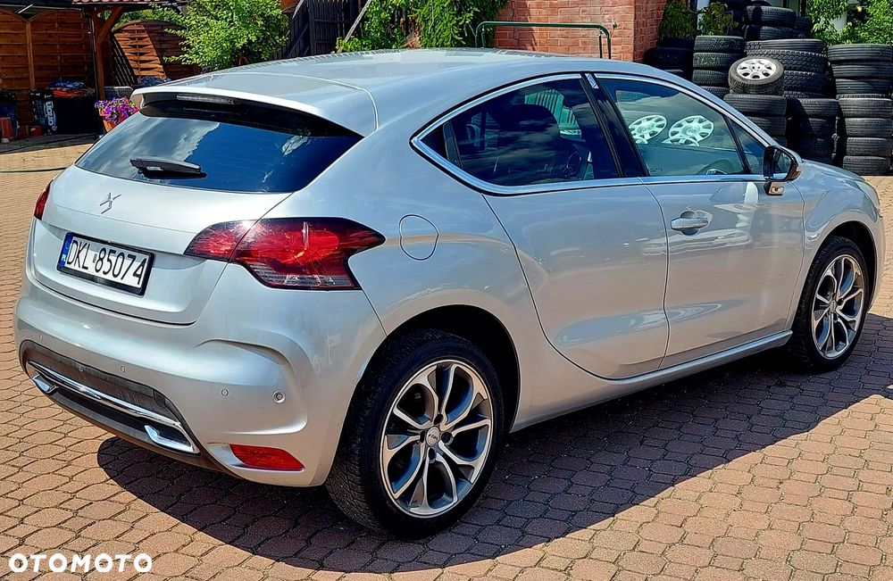 Citroën DS4 e-HDi 115 Urban Show - 5