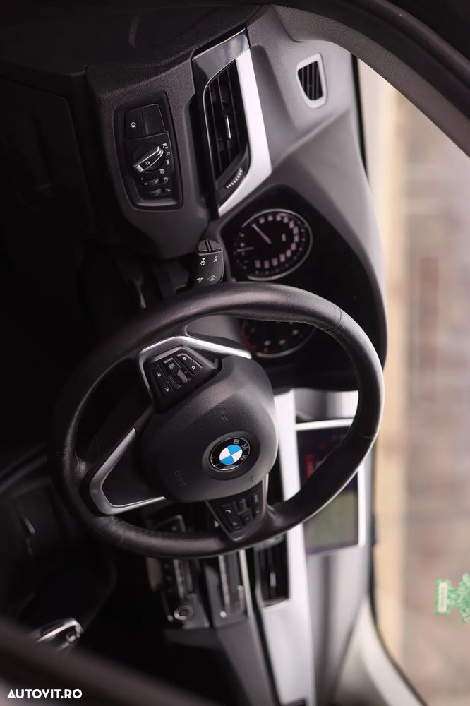 BMW X1 xDrive18d Aut. Sport Line - 10