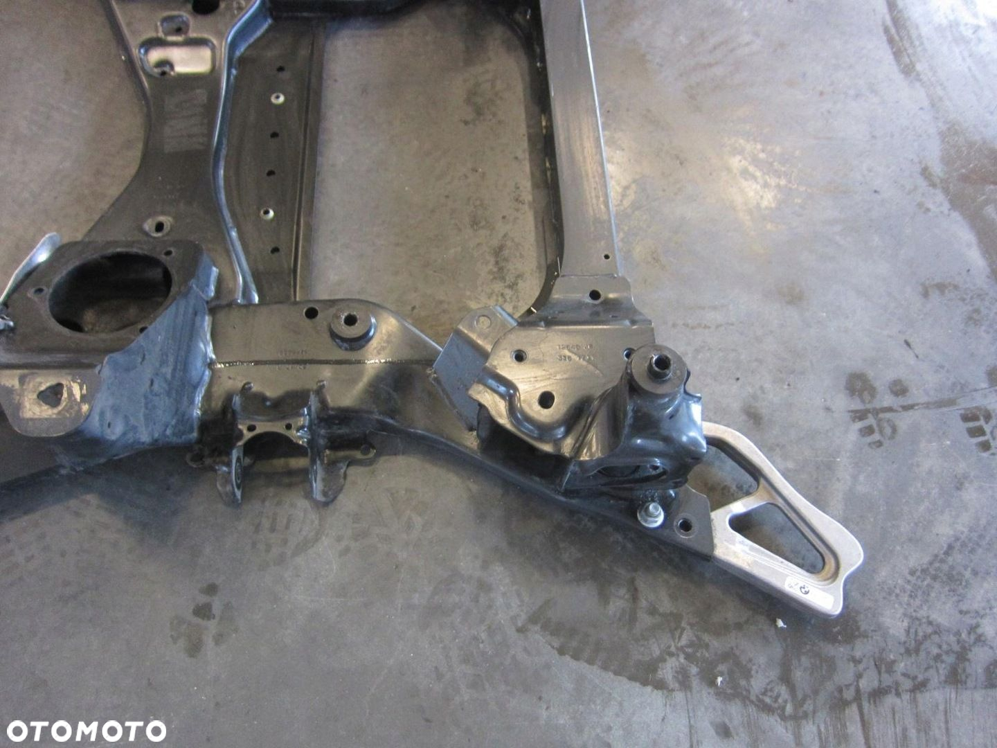 BMW X3 G01 X4 BELKA ZAWIESZENIA TRAWERS SILNIKA SANKI 6891256 31106891256 - 4