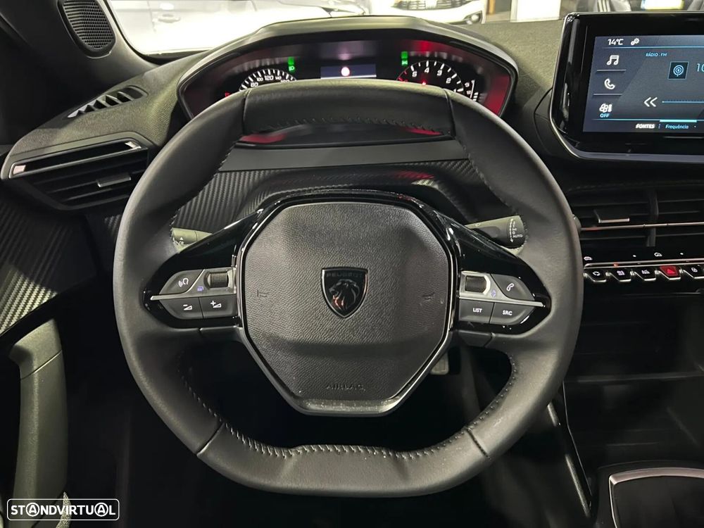 Peugeot 2008 - 14