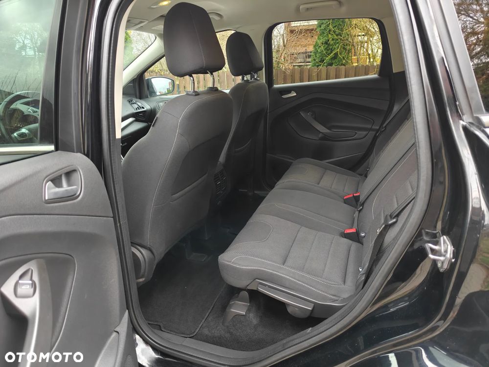 Ford Kuga 2.0 TDCi 2x4 Trend - 18