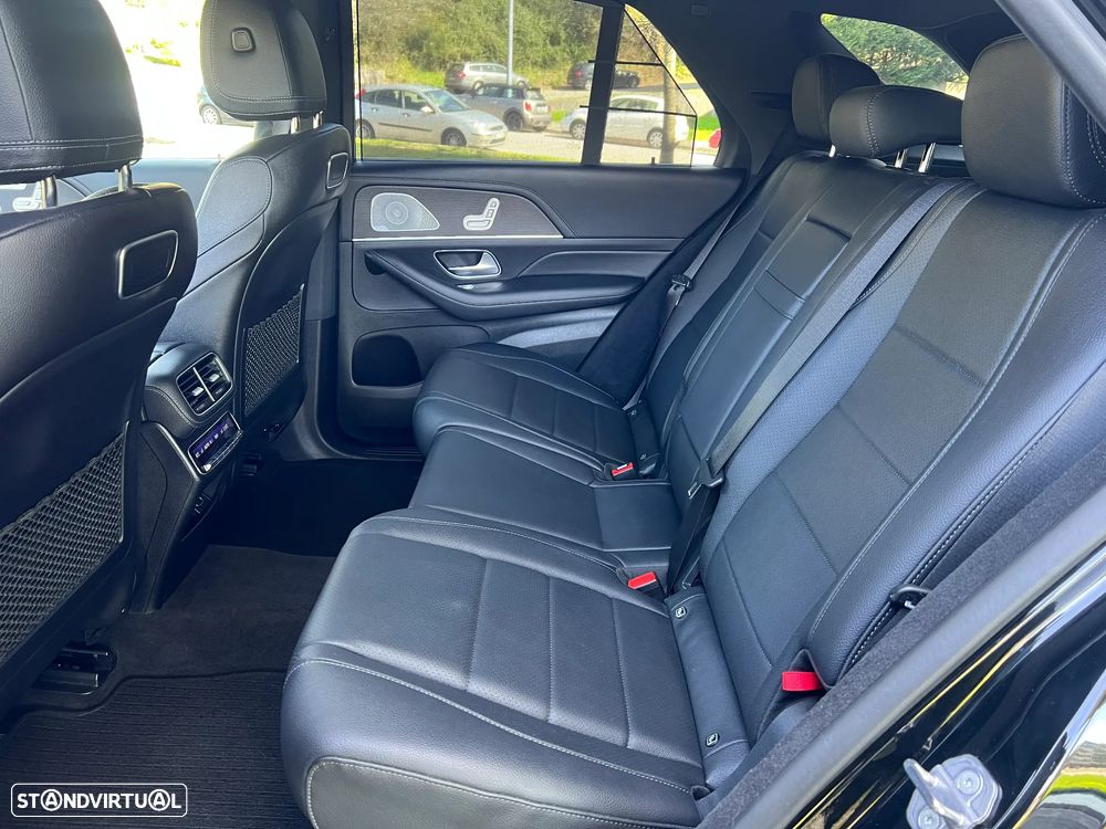 Mercedes-Benz GLE 300 d 4Matic 9G-TRONIC AMG Line - 12