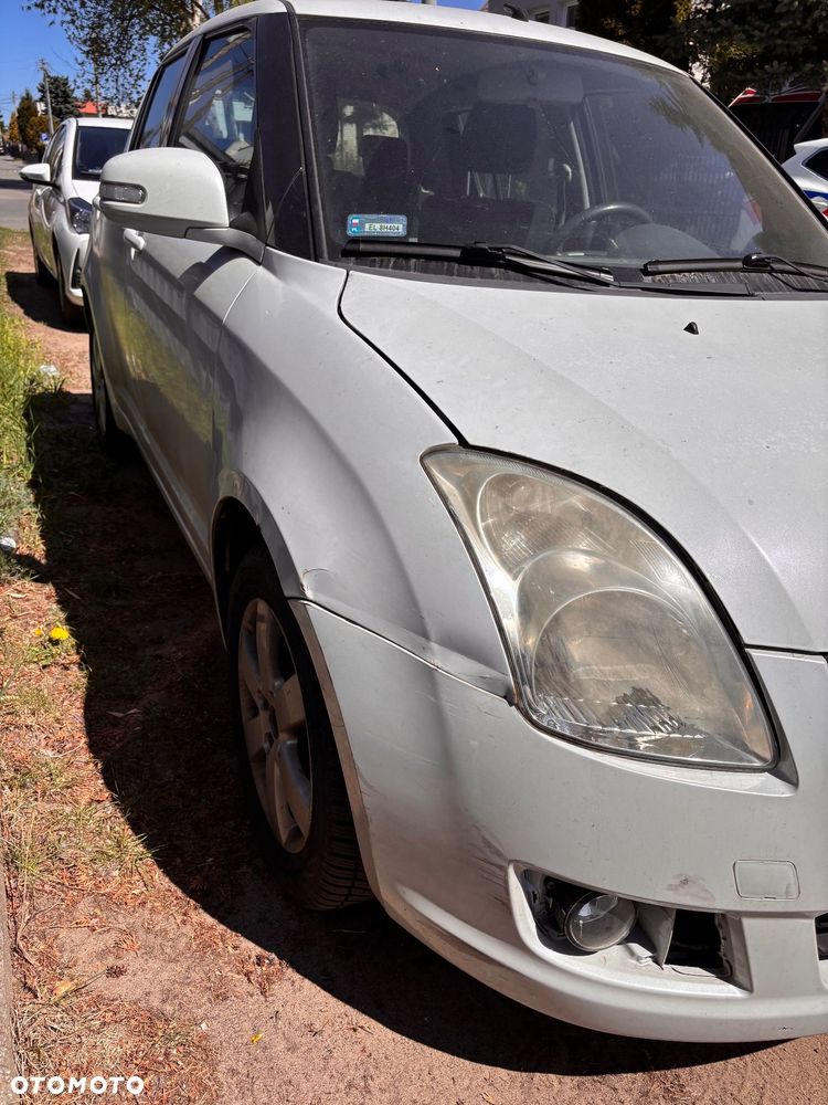 Suzuki Swift - 2