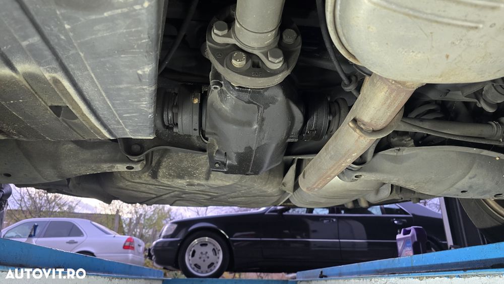 Mercedes-Benz E - 20