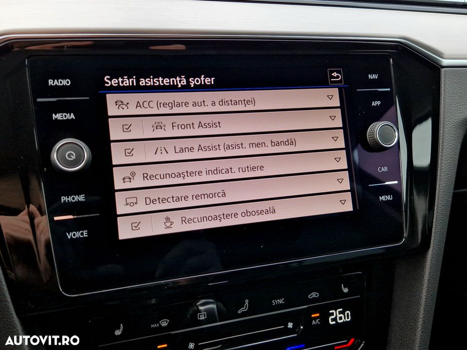 Volkswagen Passat 2.0 TDI DSG Highline - 22