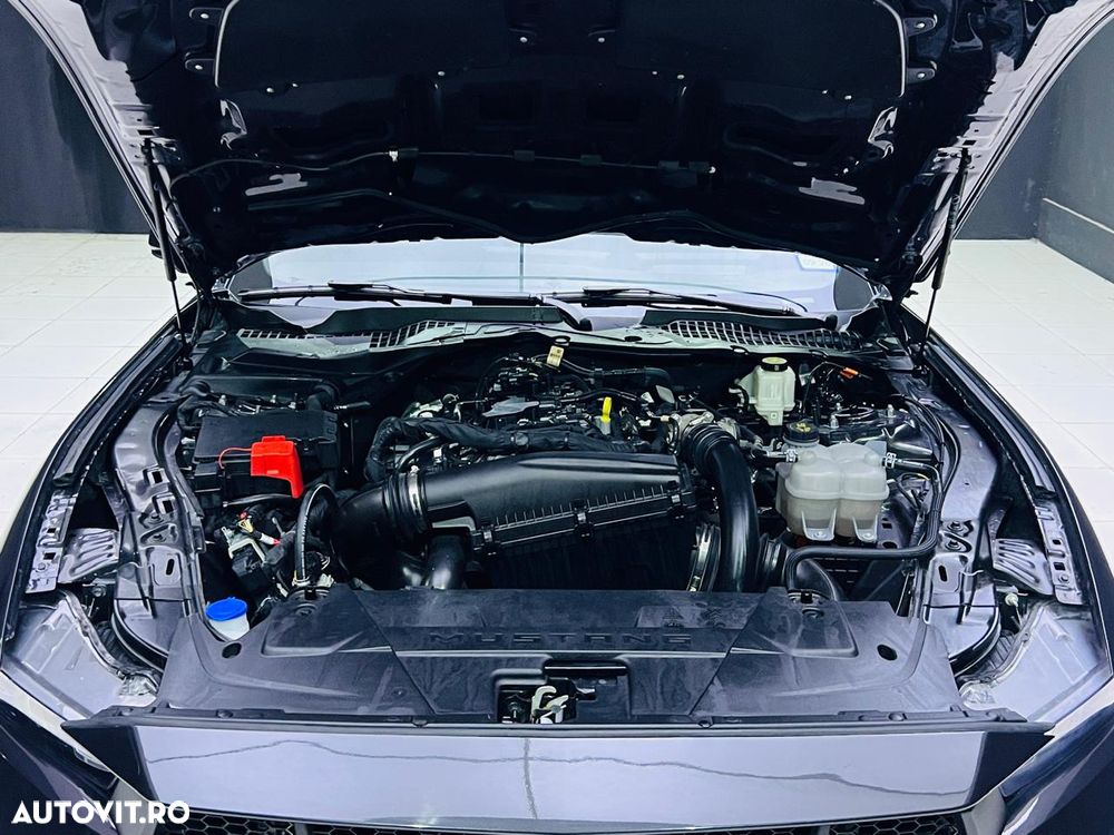 Ford Mustang 2.3 Eco Boost Aut. - 9