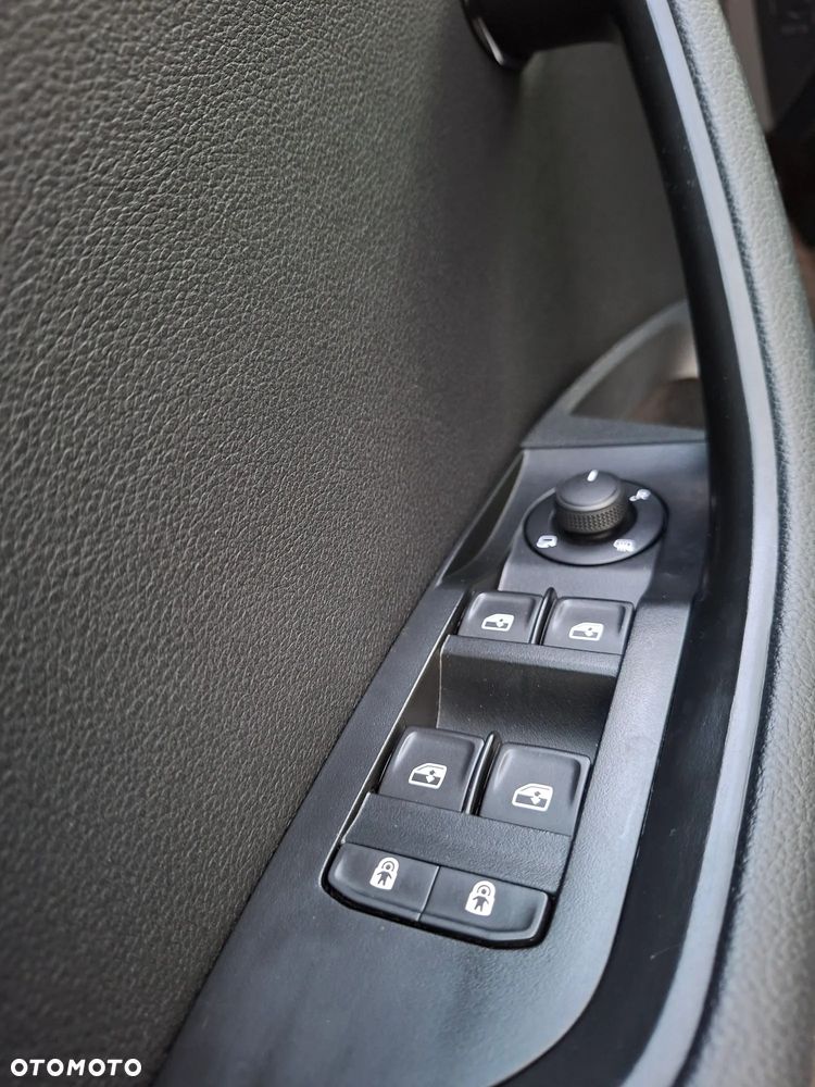 Skoda Superb 2.0 TDI SCR 4x4 Ambition DSG - 31