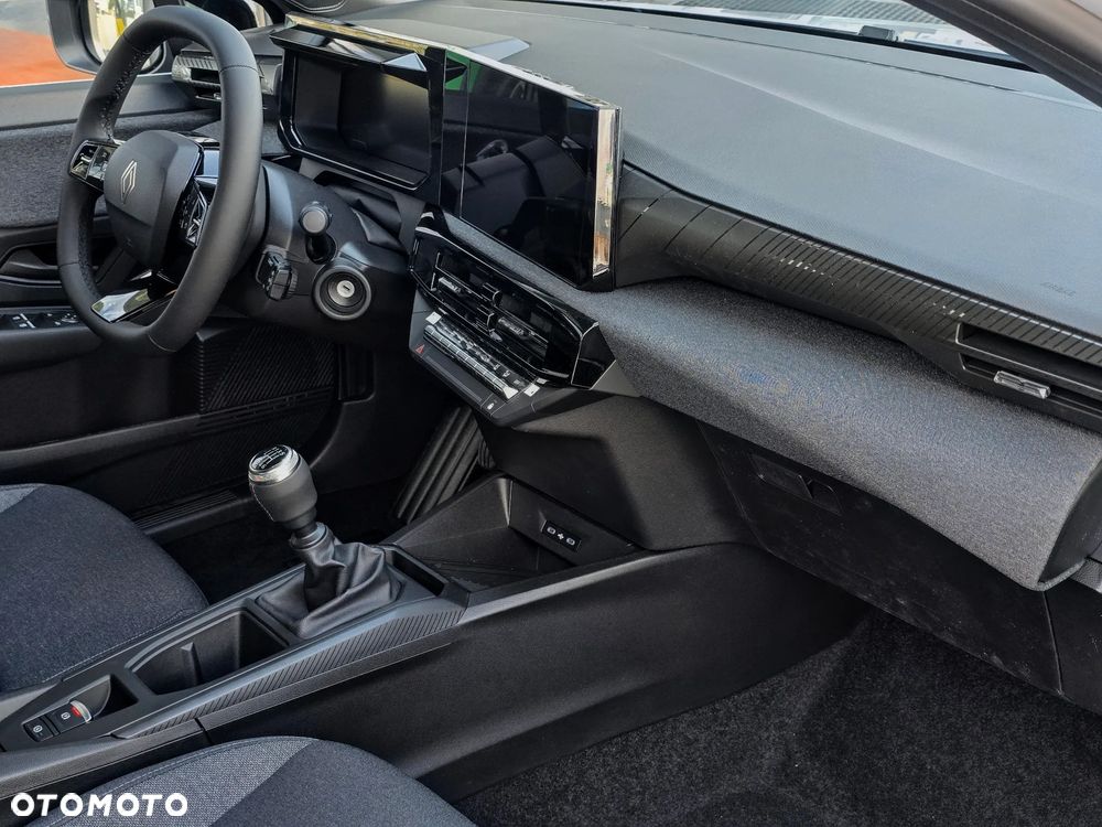 Renault Clio TCe 115 Evolution - 19