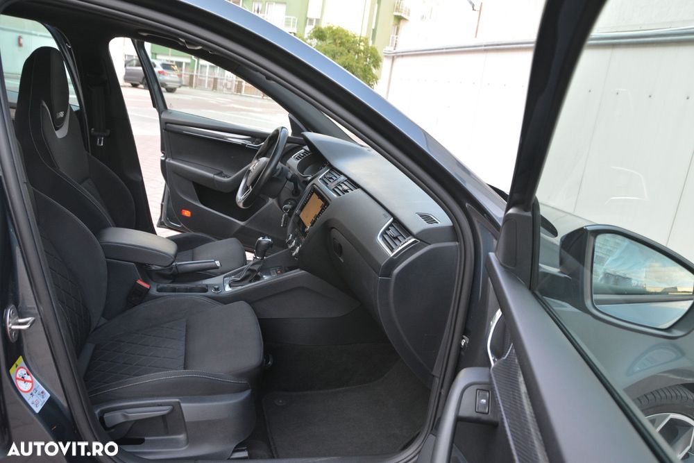 Skoda Octavia 2.0 TDI (Green tec) DSG RS - 12