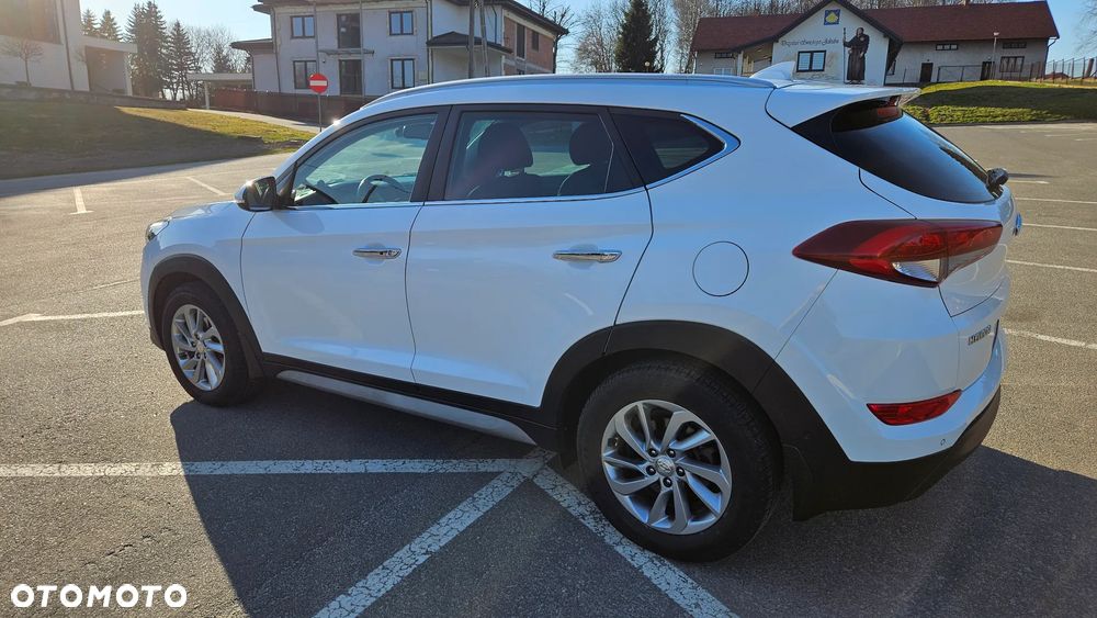 Hyundai Tucson 1.7 CRDI BlueDrive Premium 2WD DCT - 4