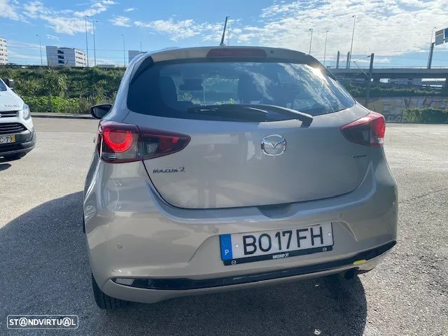 Mazda 2 - 7