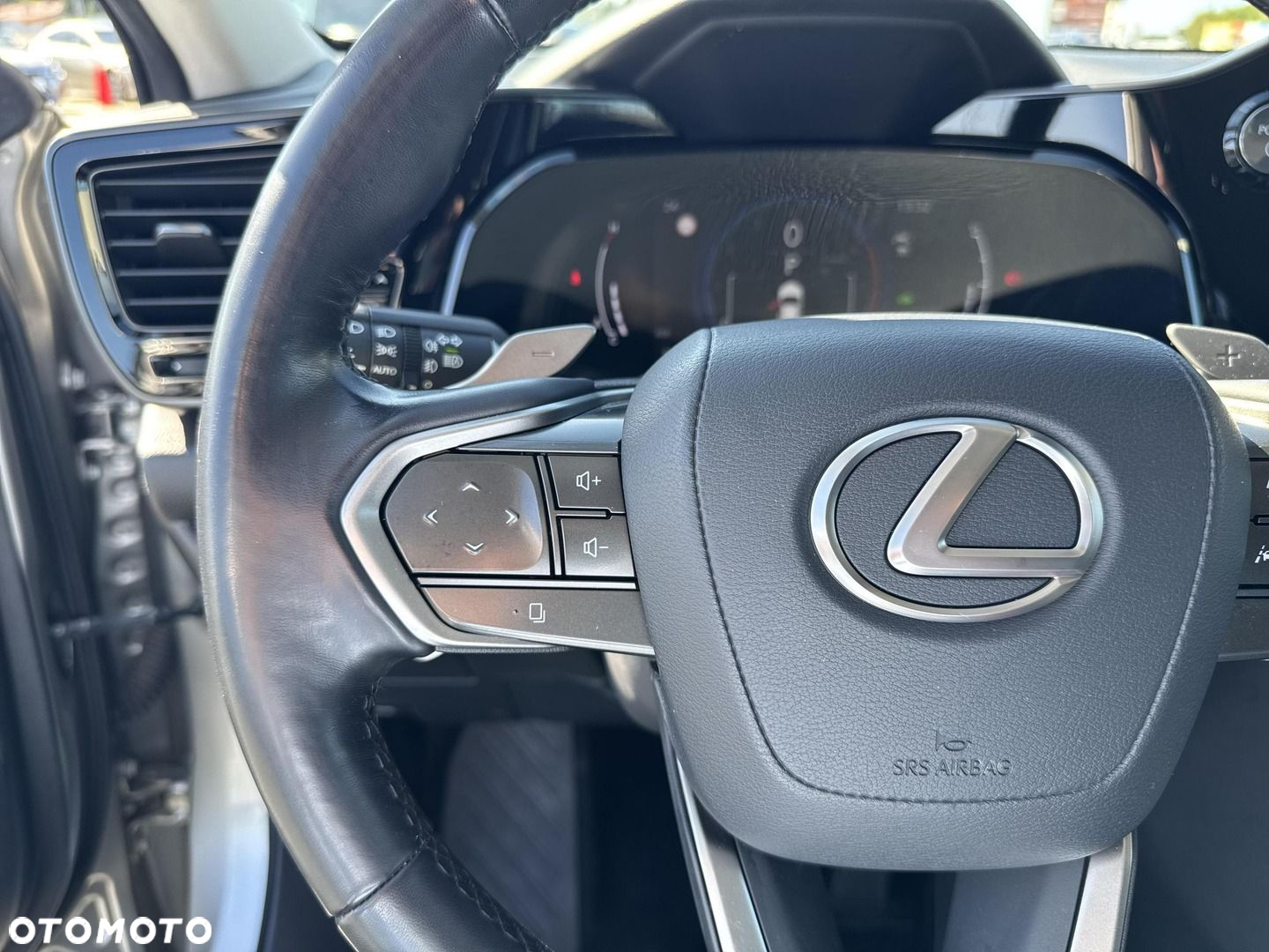 Lexus NX 350h Prestige AWD - 25