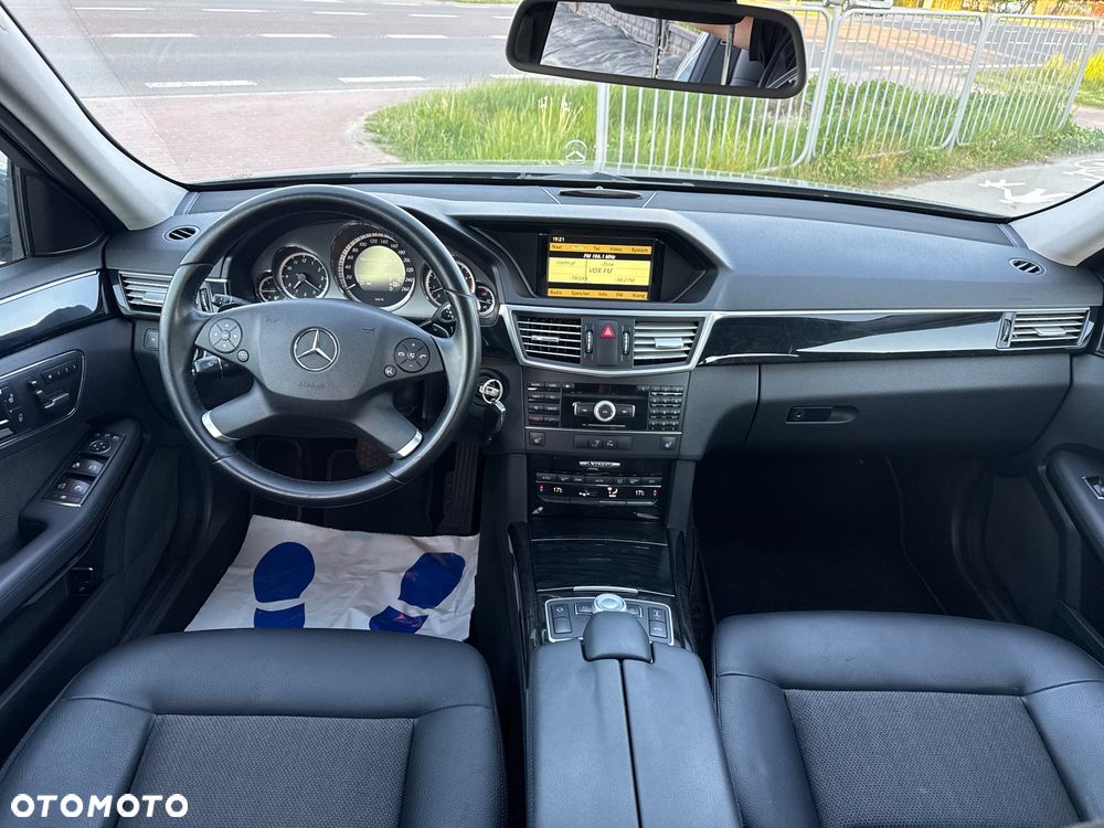 Mercedes-Benz Klasa E 350 4Matic 7G-TRONIC Avantgarde - 18
