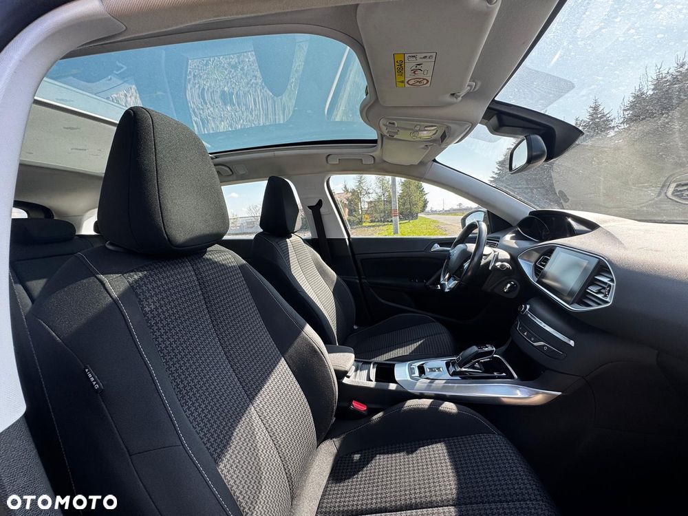 Peugeot 308 BlueHDi 130 EAT8 Stop & Start Active - 15