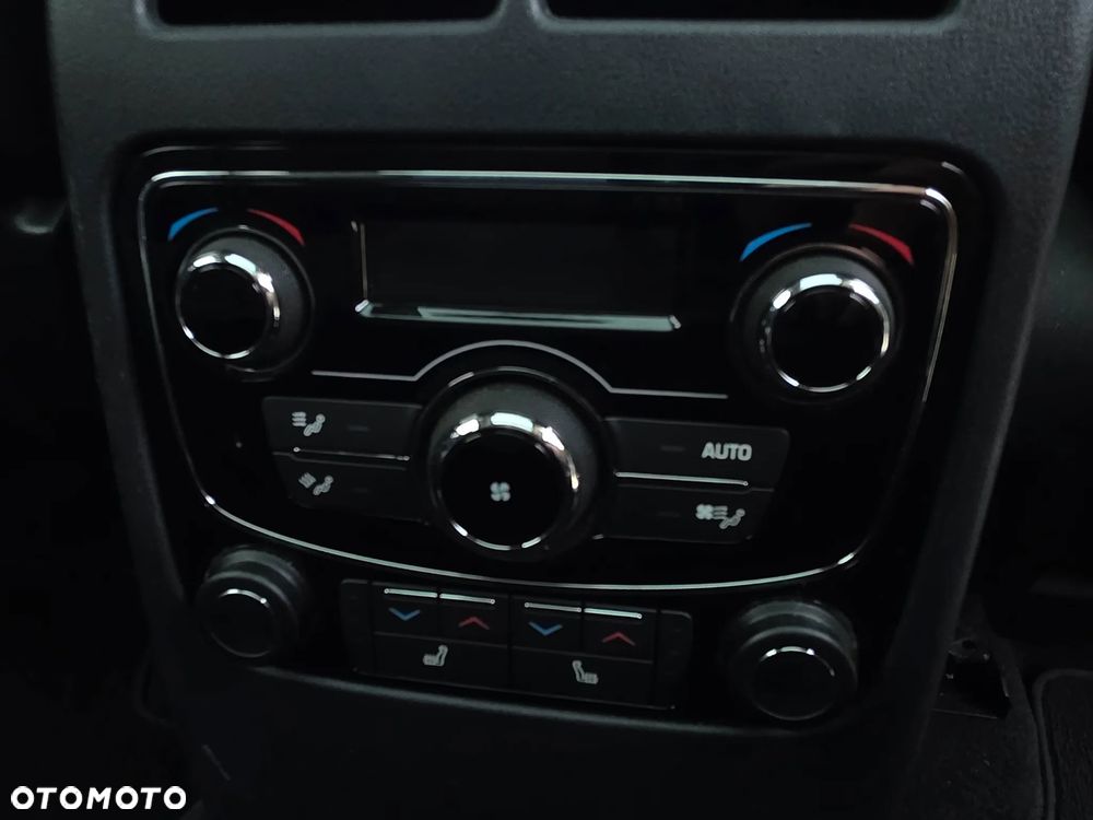 Jaguar F-Pace 35t AWD R-Sport - 13