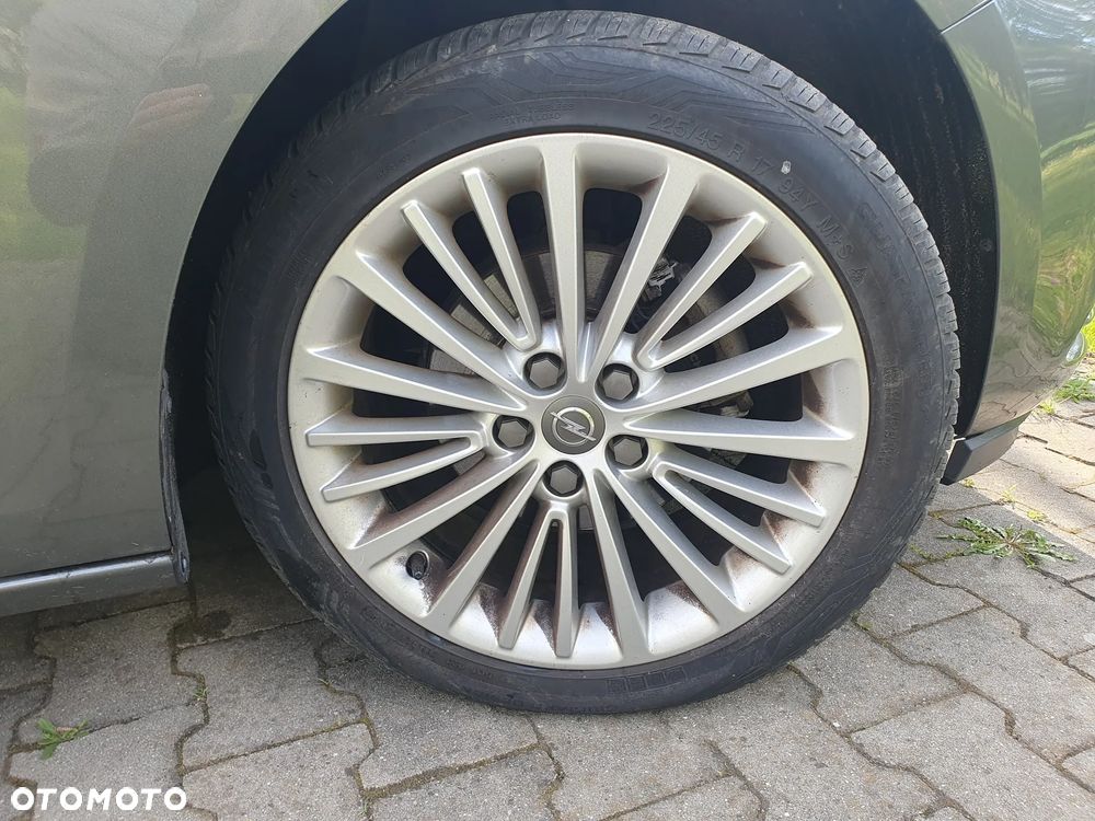 Opel Astra 1.4 T Dynamic S&S - 9