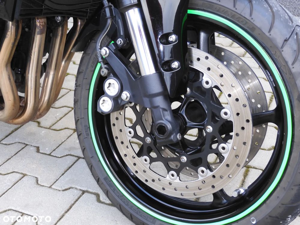 Yamaha FZ - 11