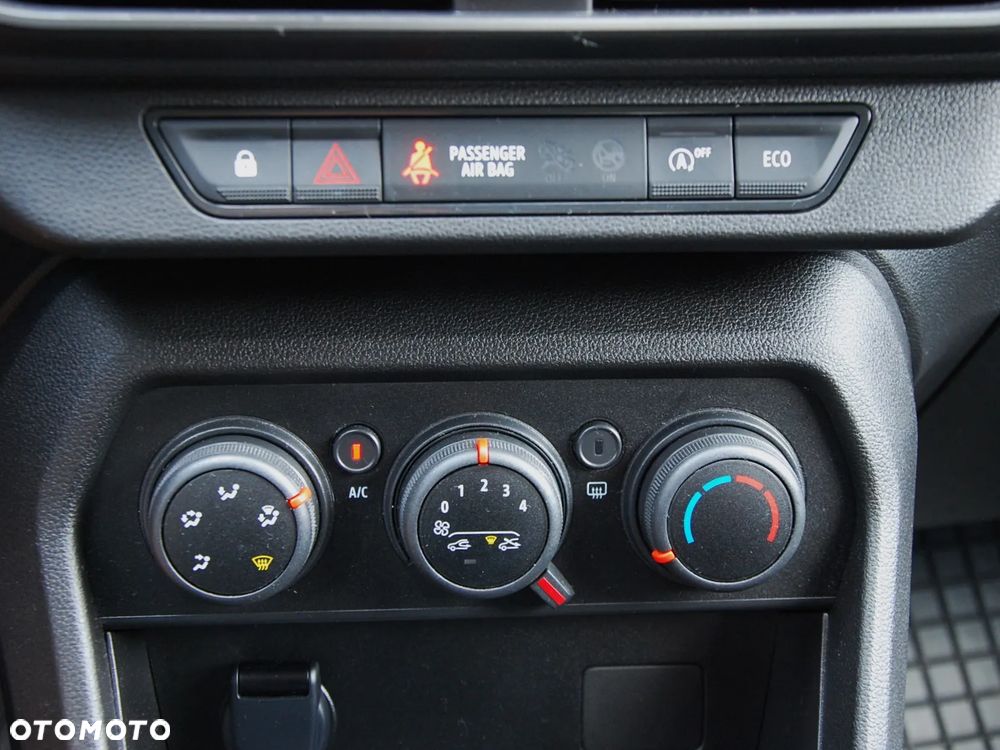 Dacia Sandero 1.0 TCe Expression - 28