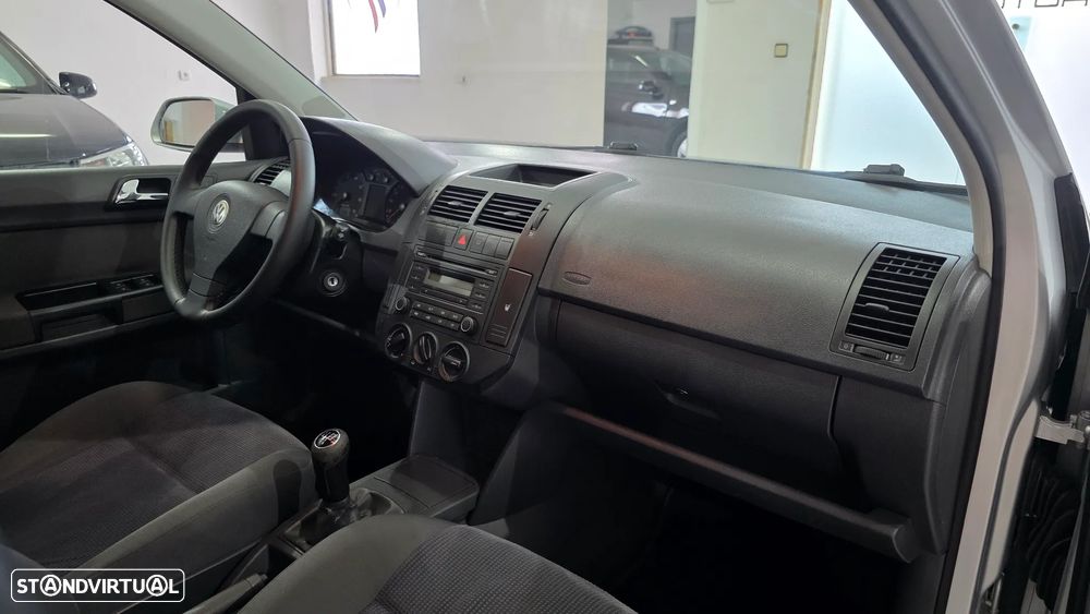 VW Polo 1.2 Confortline - 16