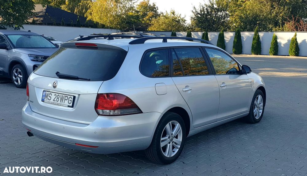 Volkswagen Golf 1.6 TDI DPF MATCH - 4