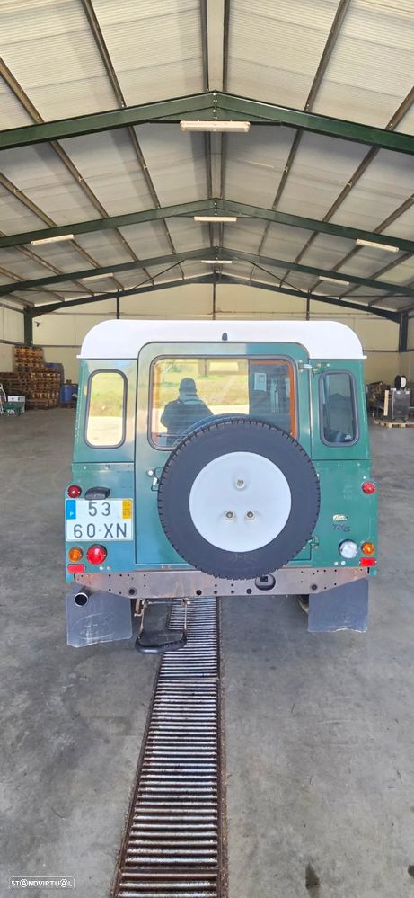 Land Rover Defender 110 2.5 TD5 Metal Top - 4