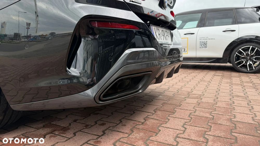 BMW Seria 8 - 18