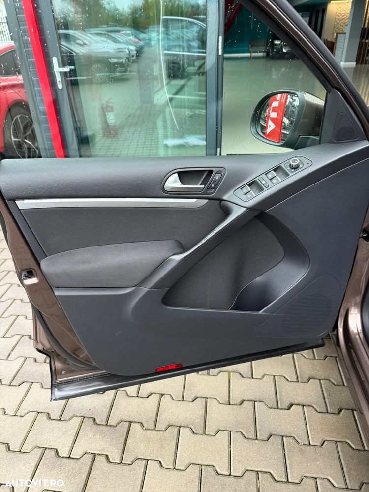 Volkswagen Tiguan 2.0 TDI 4Motion DSG Sport & Style - 21