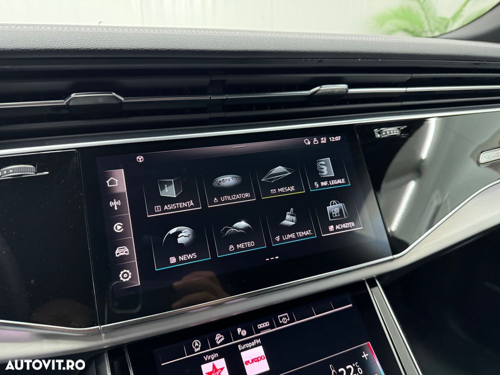 Audi Q8 55 TFSI quattro Tiptronic MHEV - 32