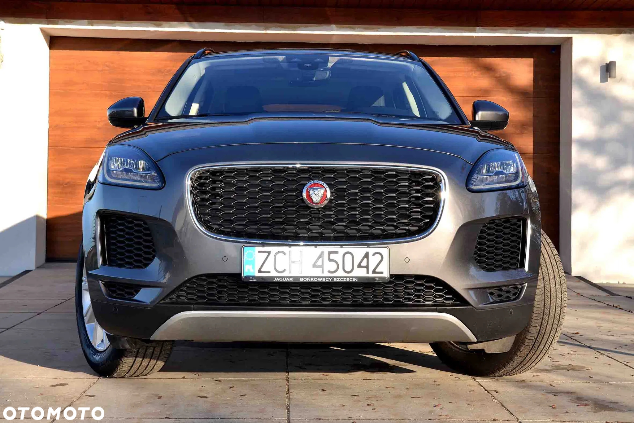 Jaguar E-Pace - 5