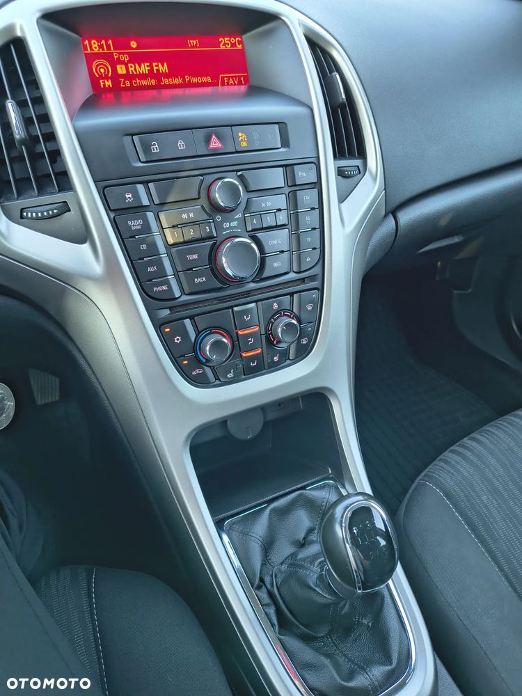 Opel Astra 1.4 T Sport - 8