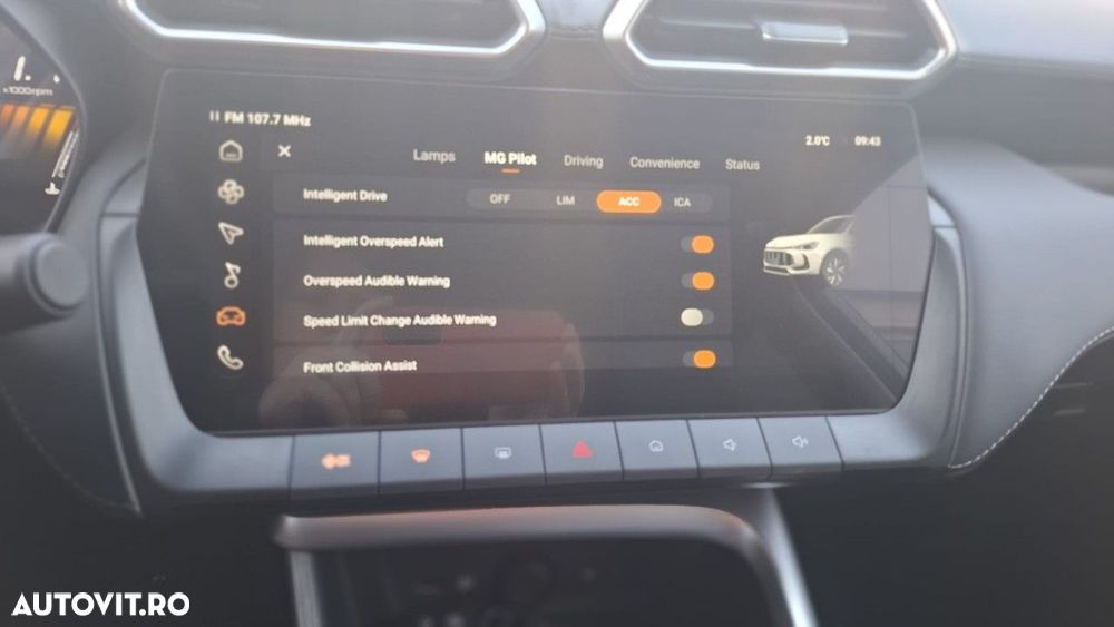 MG ZS HEV Hybrid+ Luxury - 21