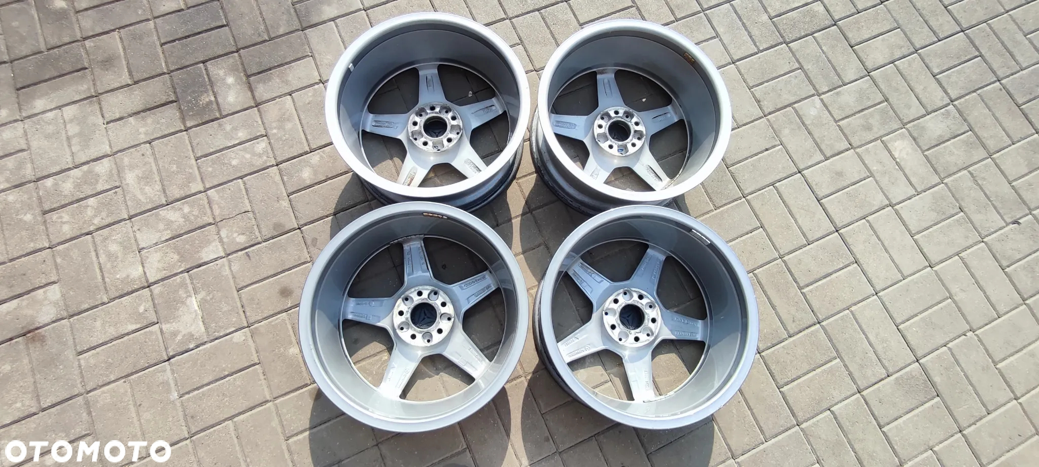 FELGI ALUMINIOWE 5x112 7.5Jx18 CALI ET 44 fi 66.6 AMG 2054011100 MERCEDES W205 W206 I INNY KOMPLET 4 SZTUKI - 18
