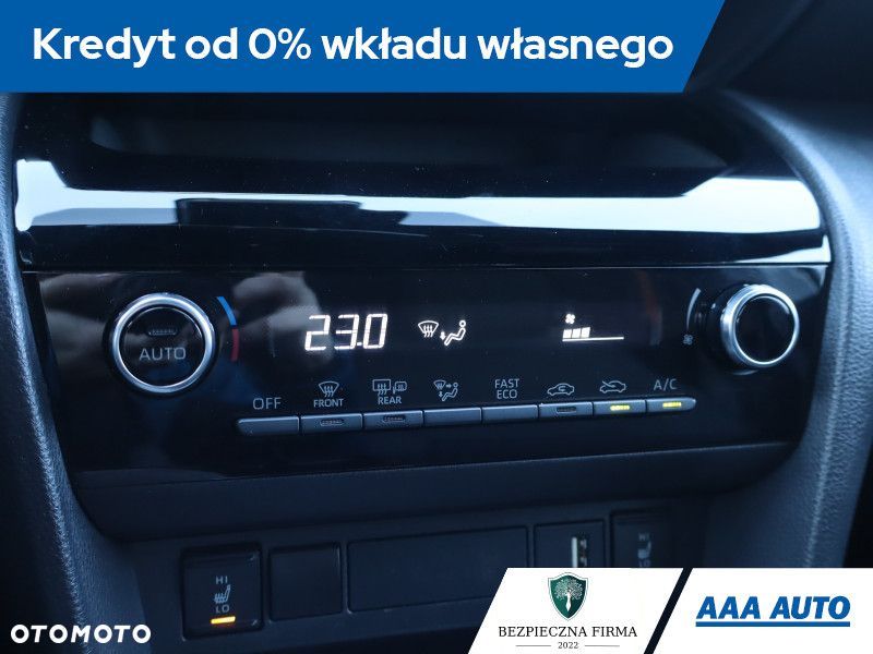 Toyota Yaris Cross - 14