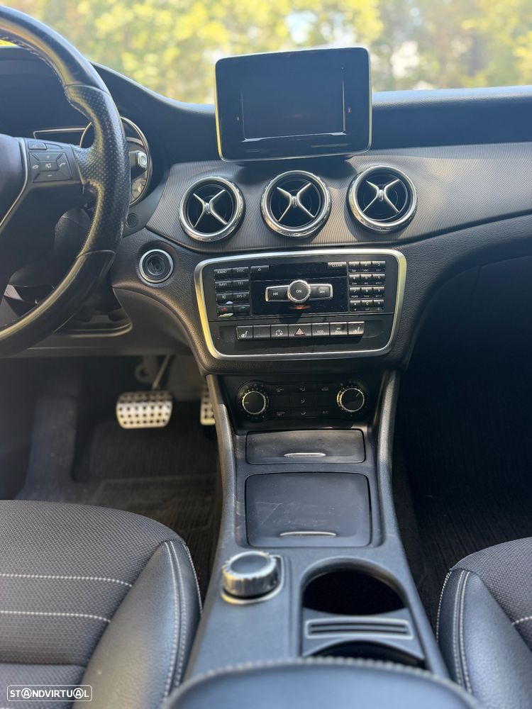 Mercedes-Benz GLA 220 CDi AMG Line - 8